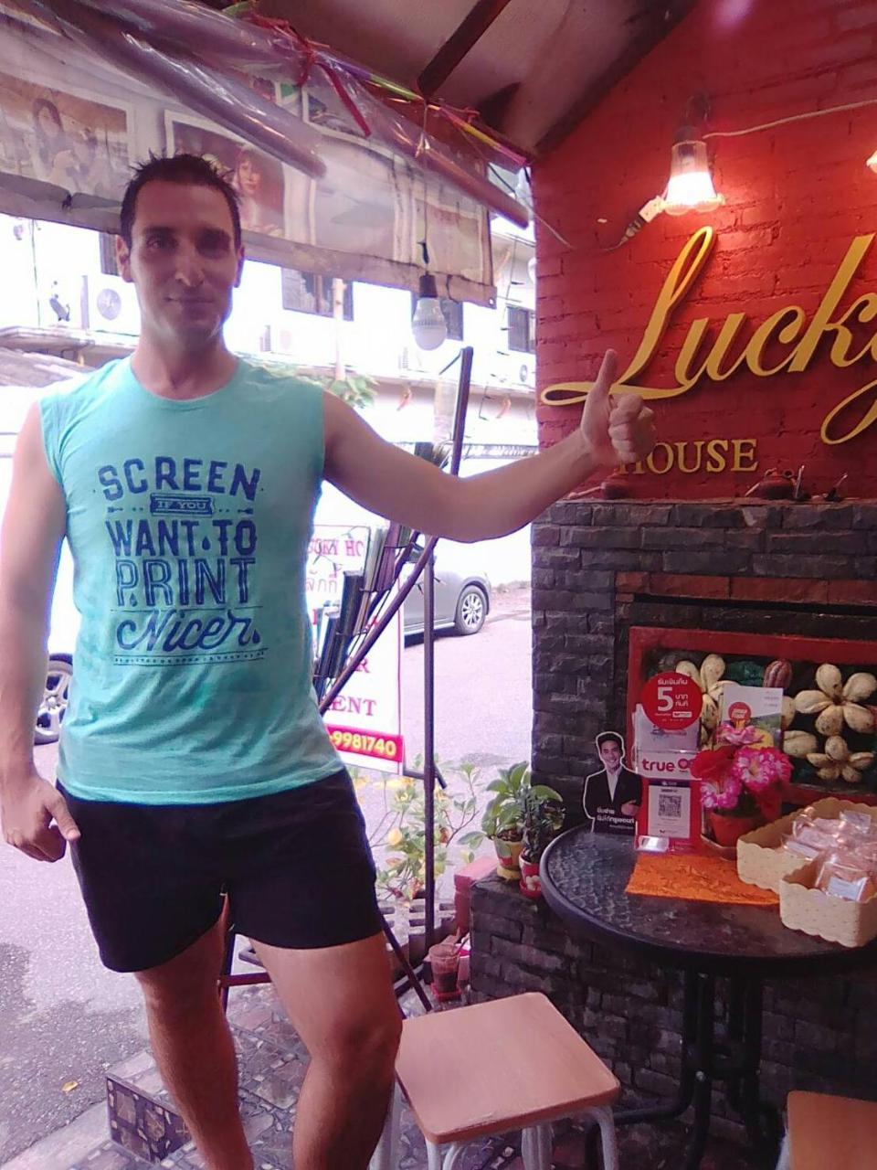 Lucky House Hostel Chiang Mai Exterior photo